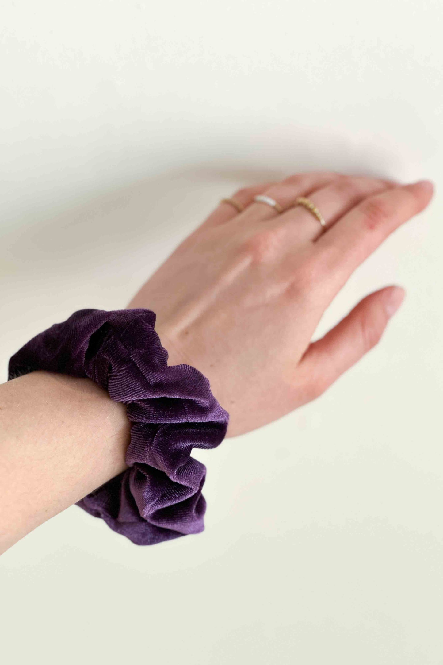 SCRUNCHIE IRIS