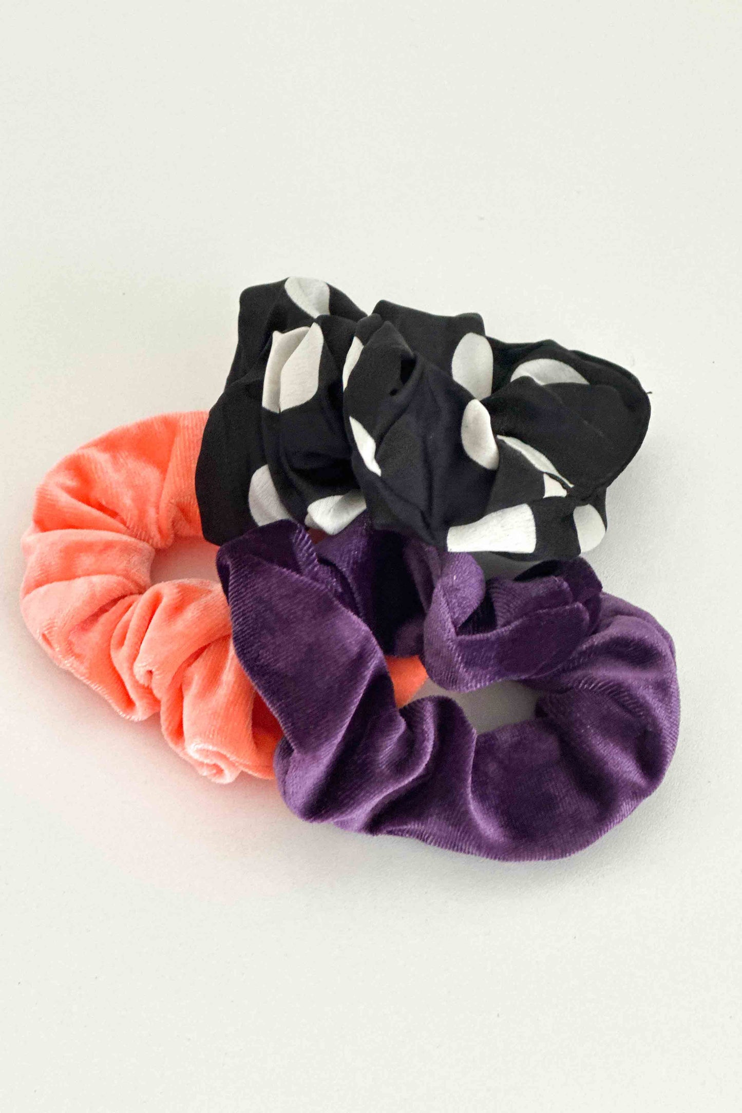 SCRUNCHIE IRIS